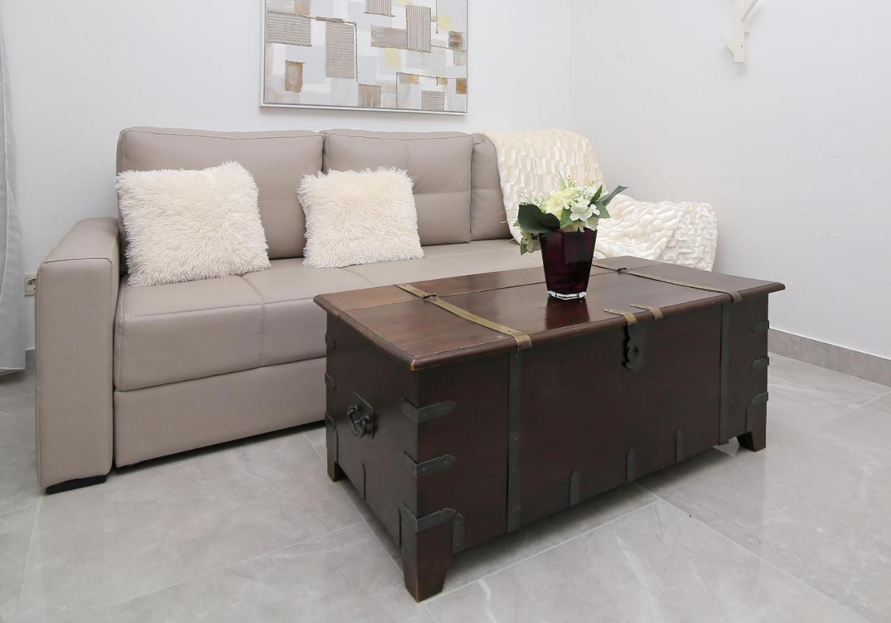 Vanda Apartment *